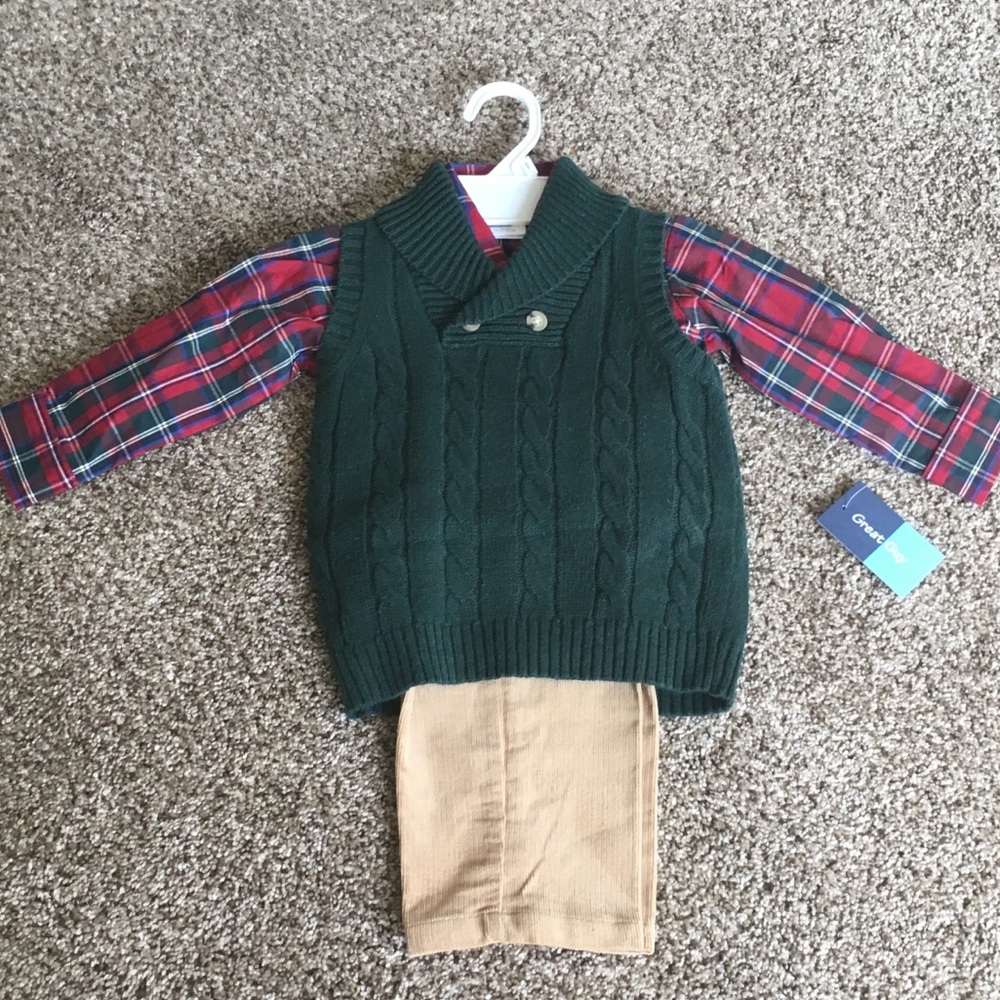 *SOLD* 3 piece Christmas suit, NWT